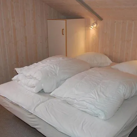 Lovely In Romo With Sauna 度假居 *